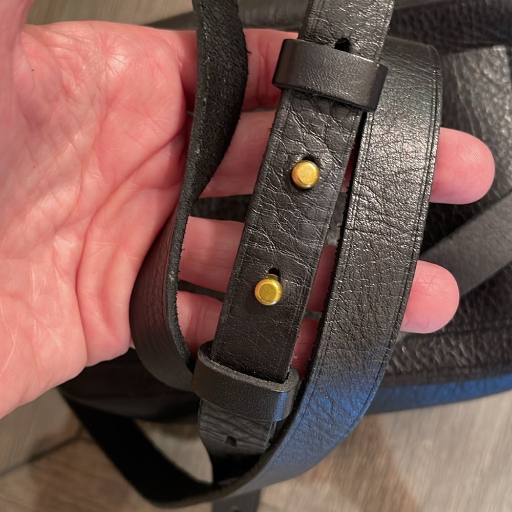 Madewell Transport Camera Bag Black Leather Crossbody Bag with Two Straps - Picture 17 of 17